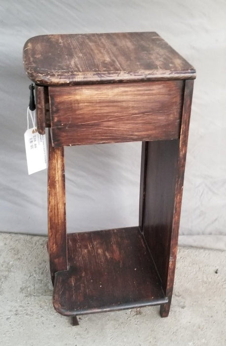 SINGLE 1940'S MAPLE STAINED STAND WITH DRAWER