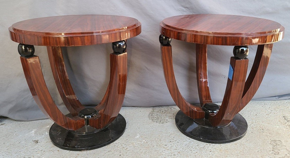 PAIR OF SMALL ROUND MAHOGANY LOW STANDS