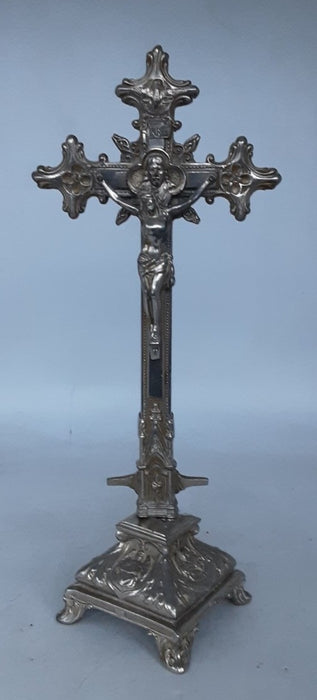 STANDING NICKLE CRUCIFIX