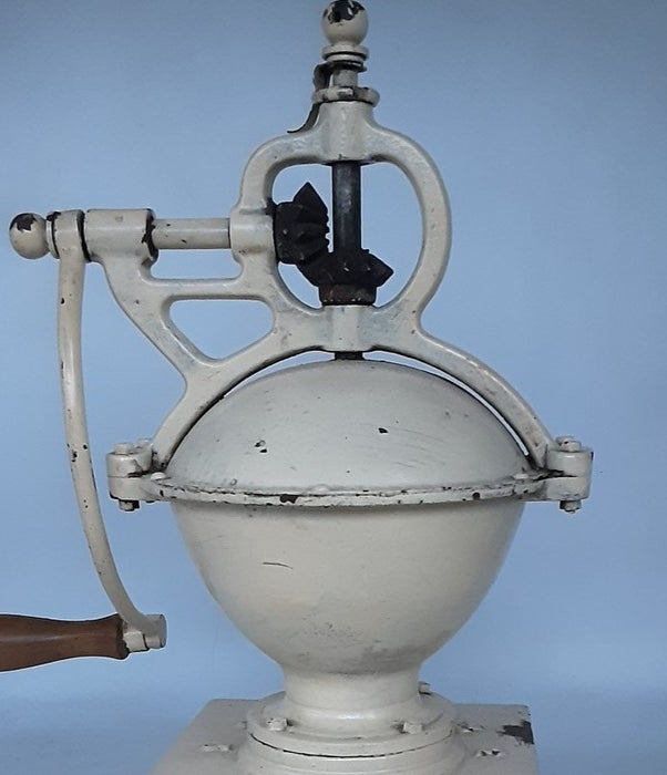 WHITE COFFEE GRINDER
