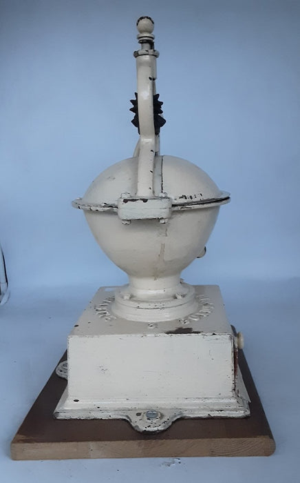 WHITE COFFEE GRINDER