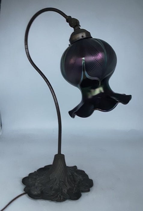 GOOSE NECK LAMP WITH ART GLASS IRRIDESCENT SHADE