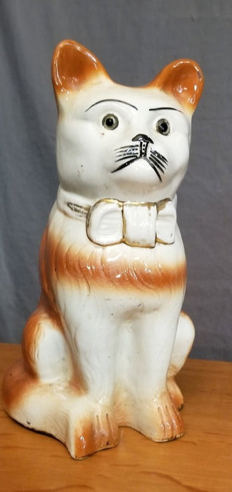 STAFFORDSHIRE CAT WITH GLASS EYES
