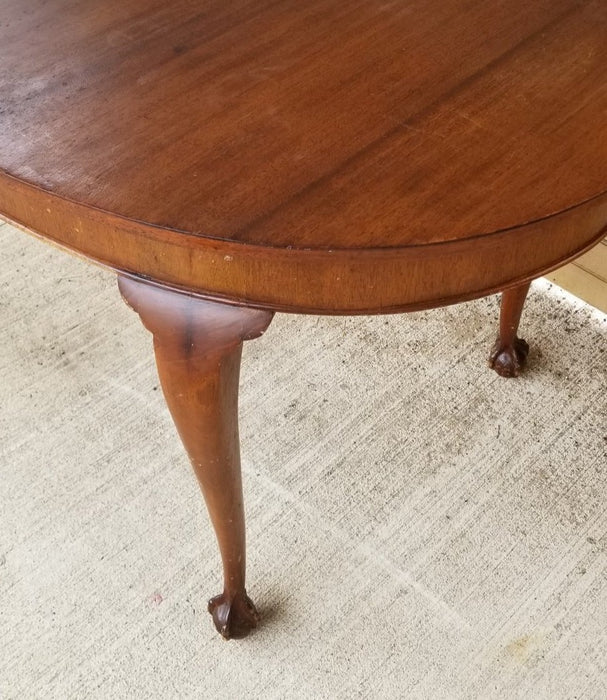 OVAL MAHOGANY CLAWFOOT TABLE WITH LEAF