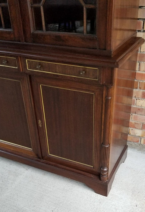 CHIPPENDALE MAHOGANY BOOKCASE WITH ASTRAGAL GLAZED DOORS