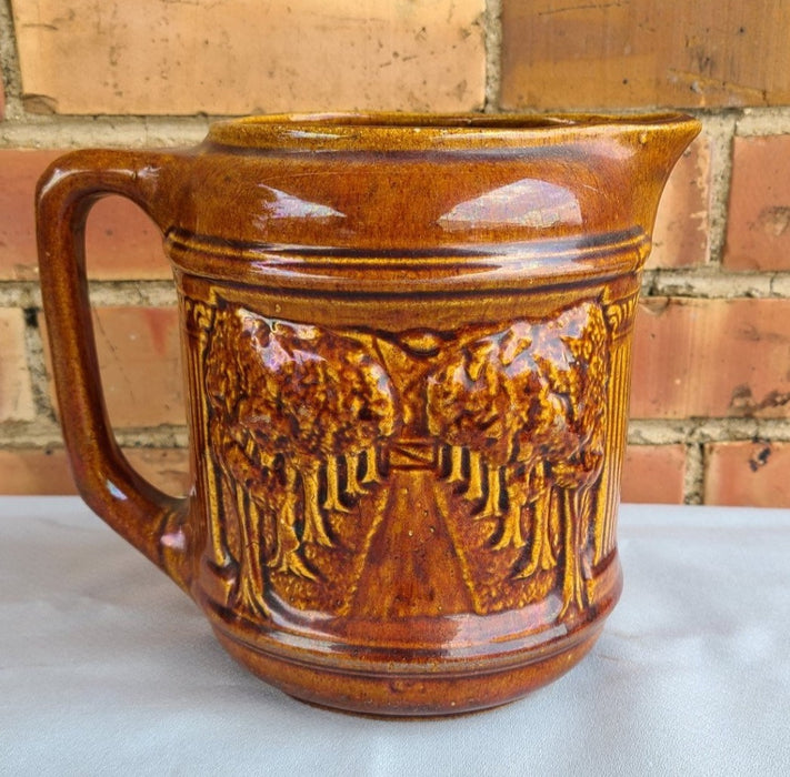 SMALL AMERICAN POTTERY PITCHER CIRCA 1900