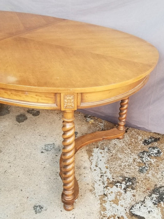 70'S VINTAGE OVAL TABLE WITH BARLEY TWIST LEGS, TWO LEAVES