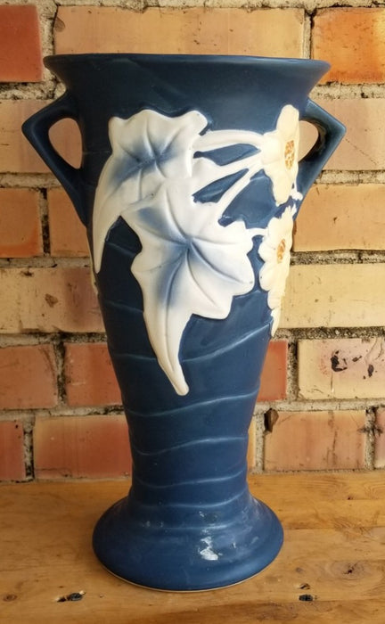 ROSEVILL REPRODUCTION BLUE VASE