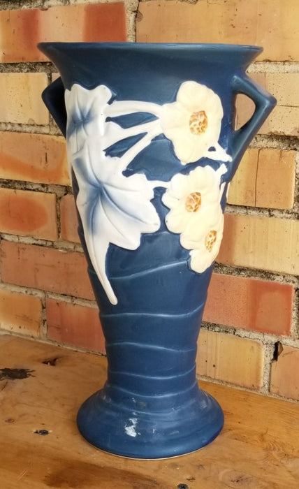 ROSEVILL REPRODUCTION BLUE VASE