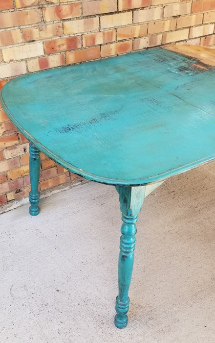 OAK DINING TABLE WITH TURNED LEGS- MISSING SOME FINISH