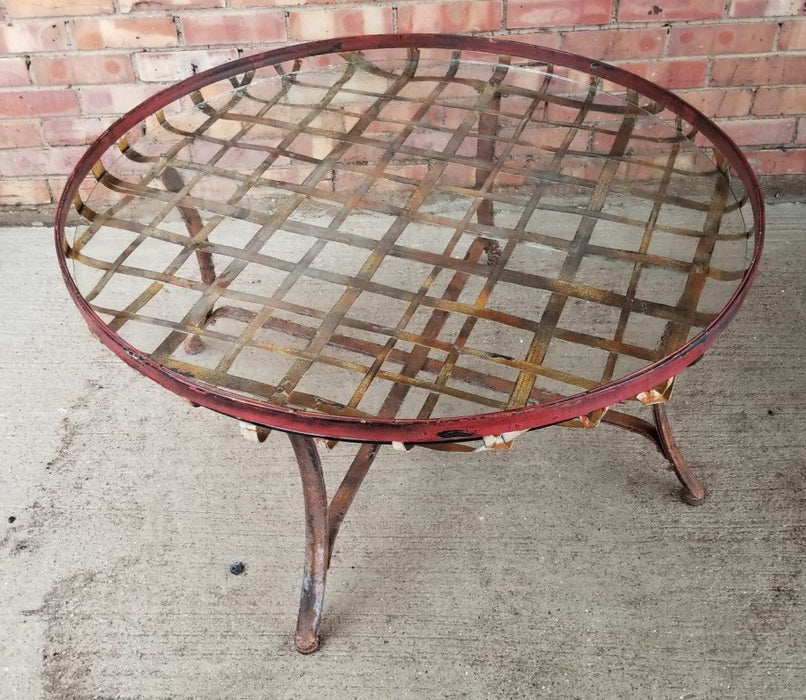 ROUND IRON LATTTICE COFFEE TABLE WITH GLASS TOP