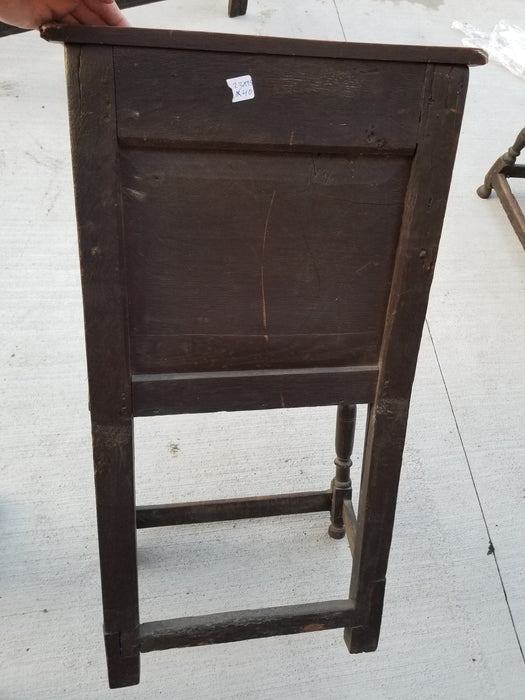 EARLY FRET CARVED FLAT TOP OAK ARM CHAIR