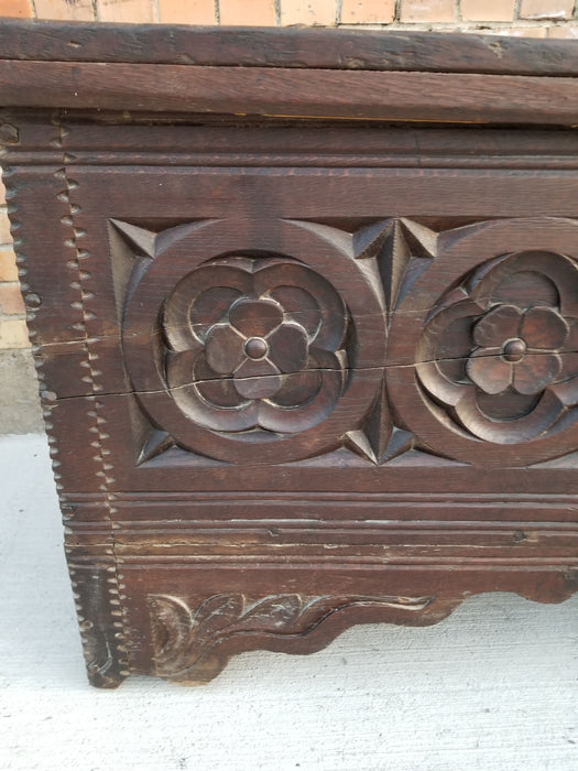 18TH CENTURY OAK FOLIATE CARVED COFFER WITH STRAP HINGES-RESTORED