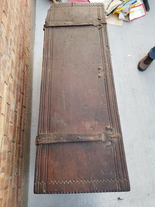 18TH CENTURY OAK FOLIATE CARVED COFFER WITH STRAP HINGES-RESTORED