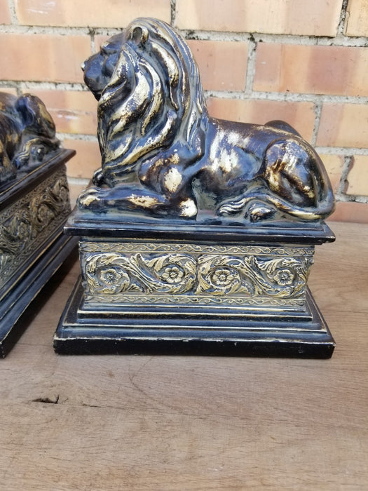 PAIR OF NOT OLD LION STATUES