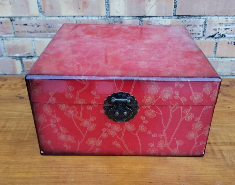 SET OF 2 RED ASIAN BOX IN BOX