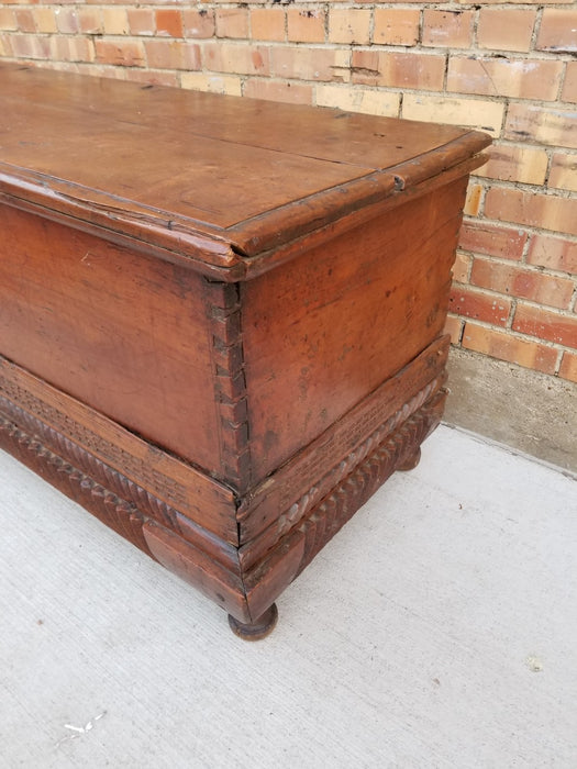 LARGE 18TH CENTURY FRENCH COFFER WITH GADROONNG