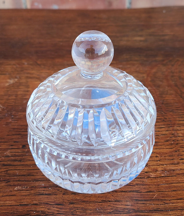 SMALL ROUND CRYSTAL BOX