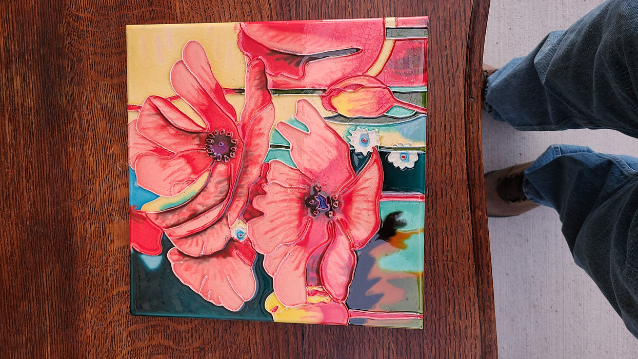 LARGE FLORAL TILE