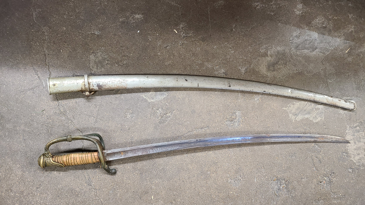 ANTIQUE SWORD AS IS