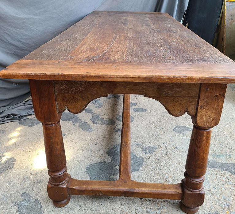 LARGE 19TH CENTURY DARK OAK HARVEST TABLE WITH BREADBOARD ENDS