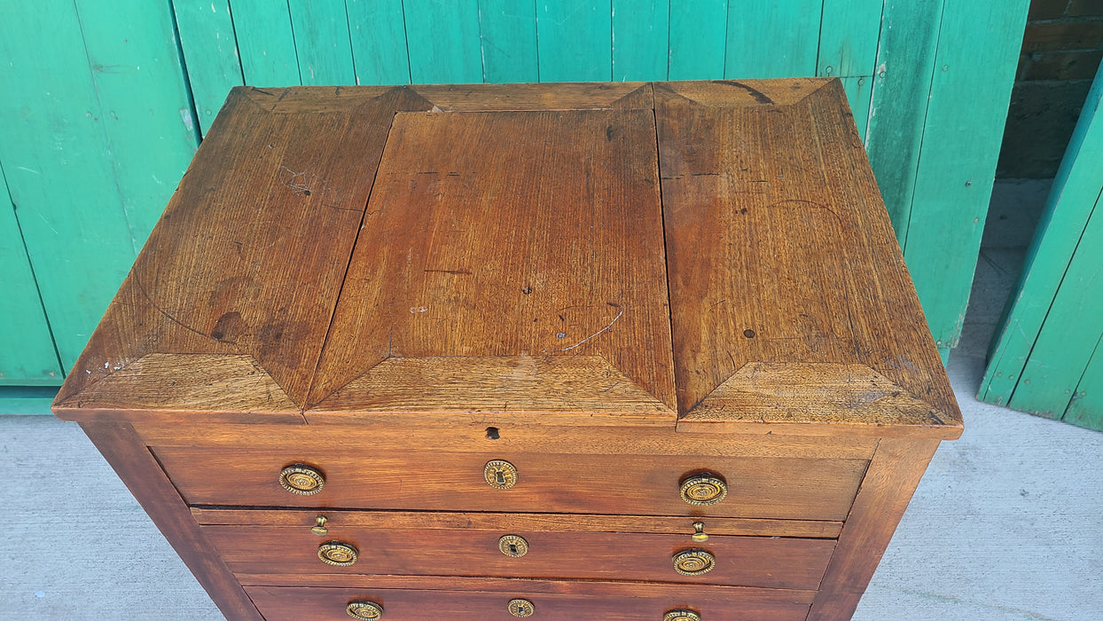 SMALL LIFT TOP MAHOGANY GEORGIAN CABINET WITH DRAWERS