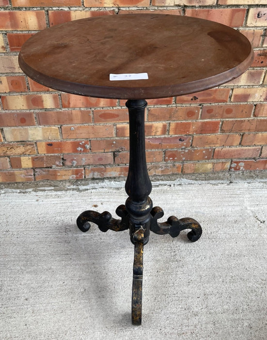 TILT TOP TABLE WITH GILT AND EBONIZED BAE