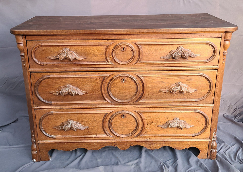 VICTORIAN CHEST