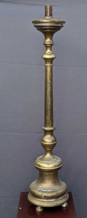 TALL BRASS CANDLE STAND
