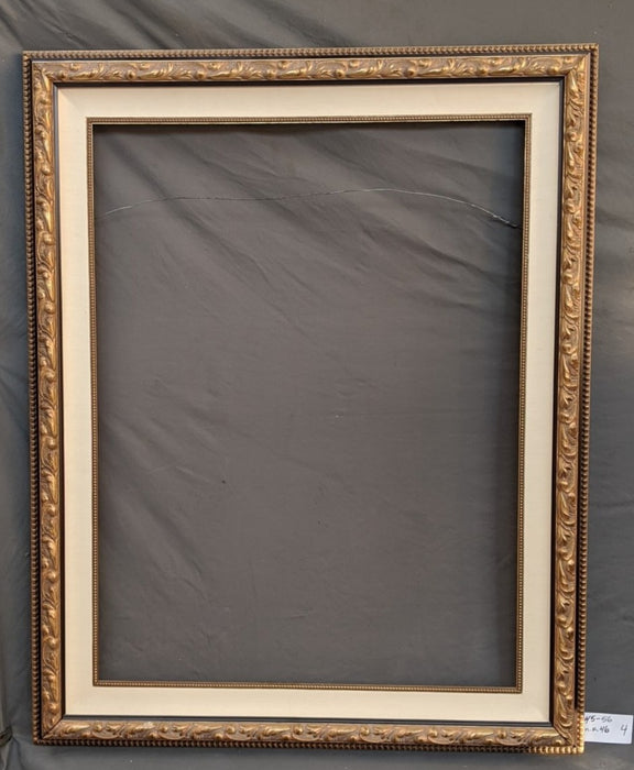 THIN CARVED BROWN FRAME WITH WIVE LINER