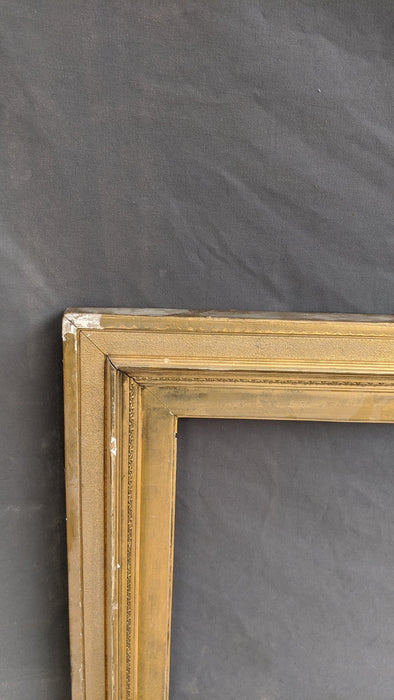 FLAT GOLD FRAME WITH DAMAGE