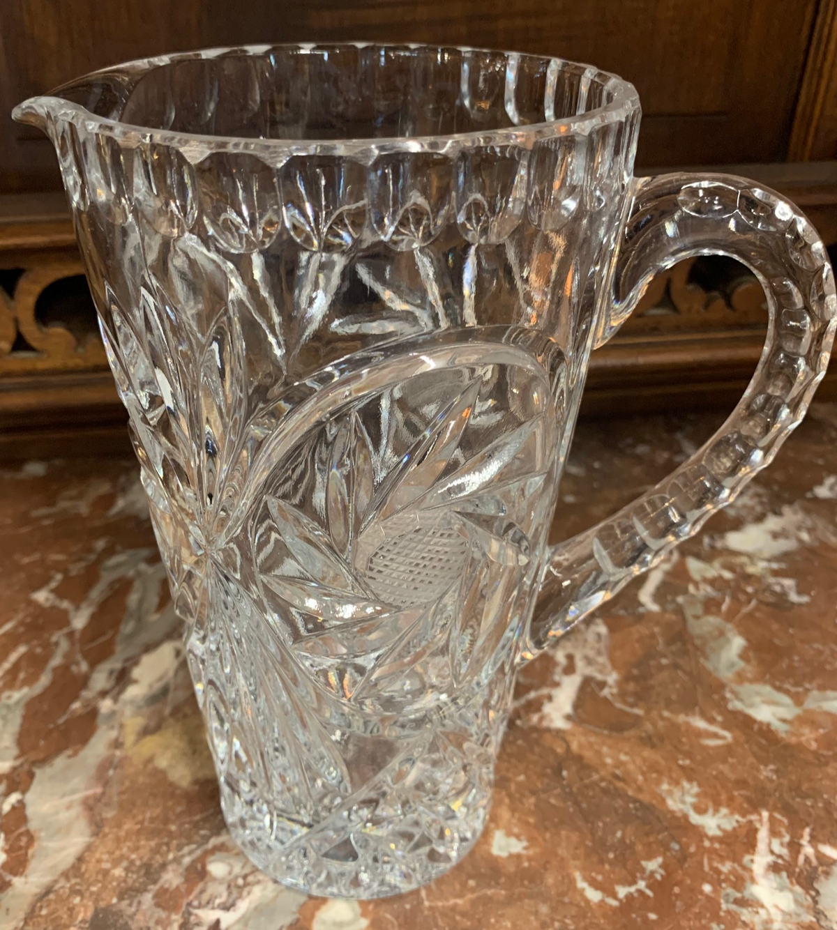 CRYSTAL PINWHEEL PITCHER — Lots of Furniture