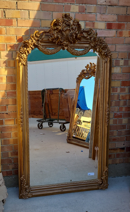 GOLD SWAG VERTICAL MIRROR WITH CHERUBIM