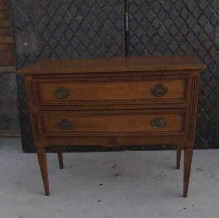 LOUIS XVI COMMODE WITH HARDWARE WITH LIONS AND PUTTI