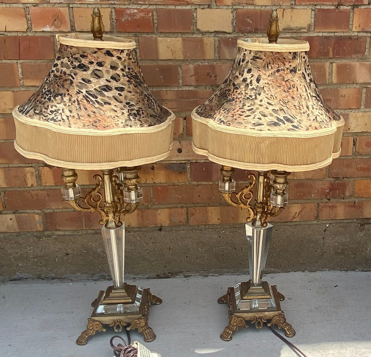 PAIR OF LUCITE LAMPS WITH SHADES-DALE TIFFANY