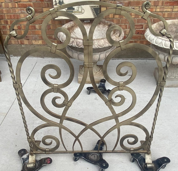 HEAVY IRON HAND-FORGED LARGE FIRE SCREEN