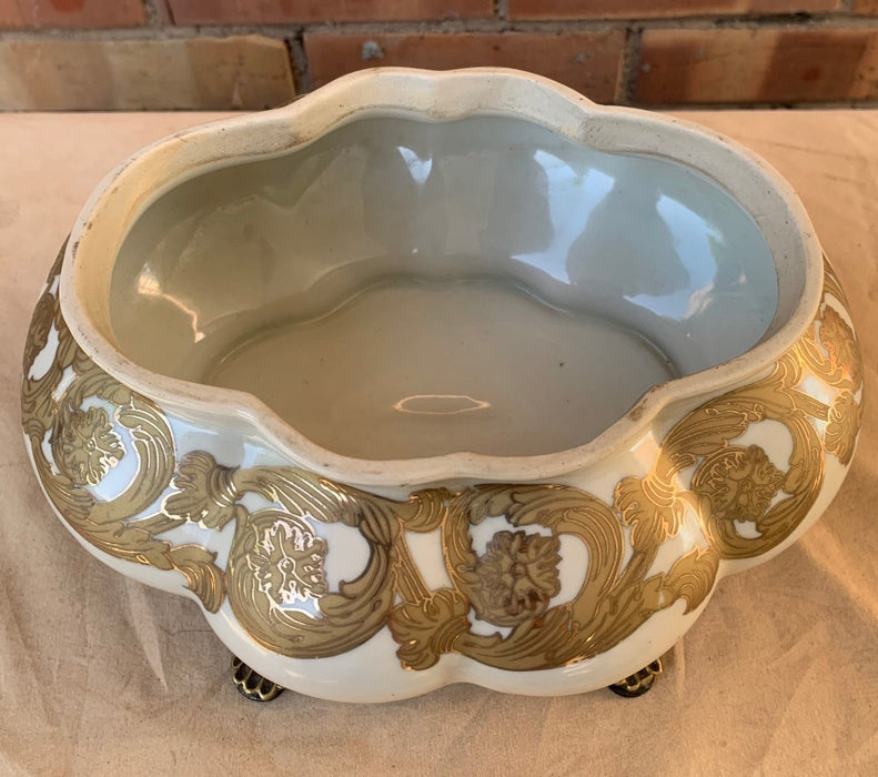 SMALL OVOID ORNATE BRASS AND PORCELAIN CENTER BOWL