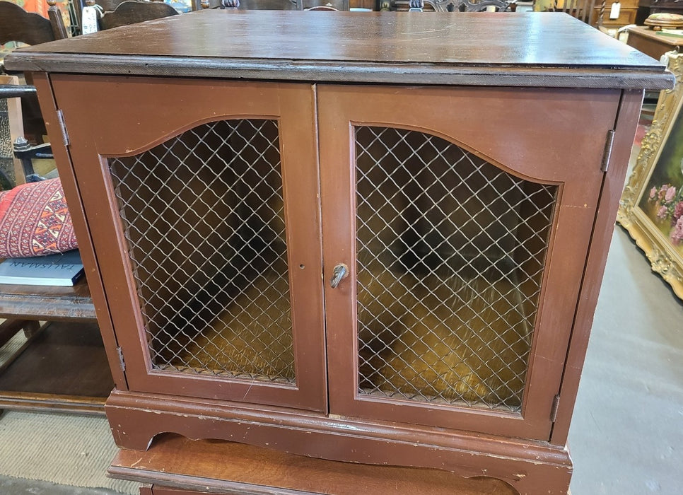 PAIR OF 70S END TABLES WITH WIRE