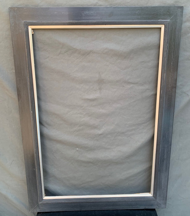 GRAY FRAME WITH SILVER FILLET