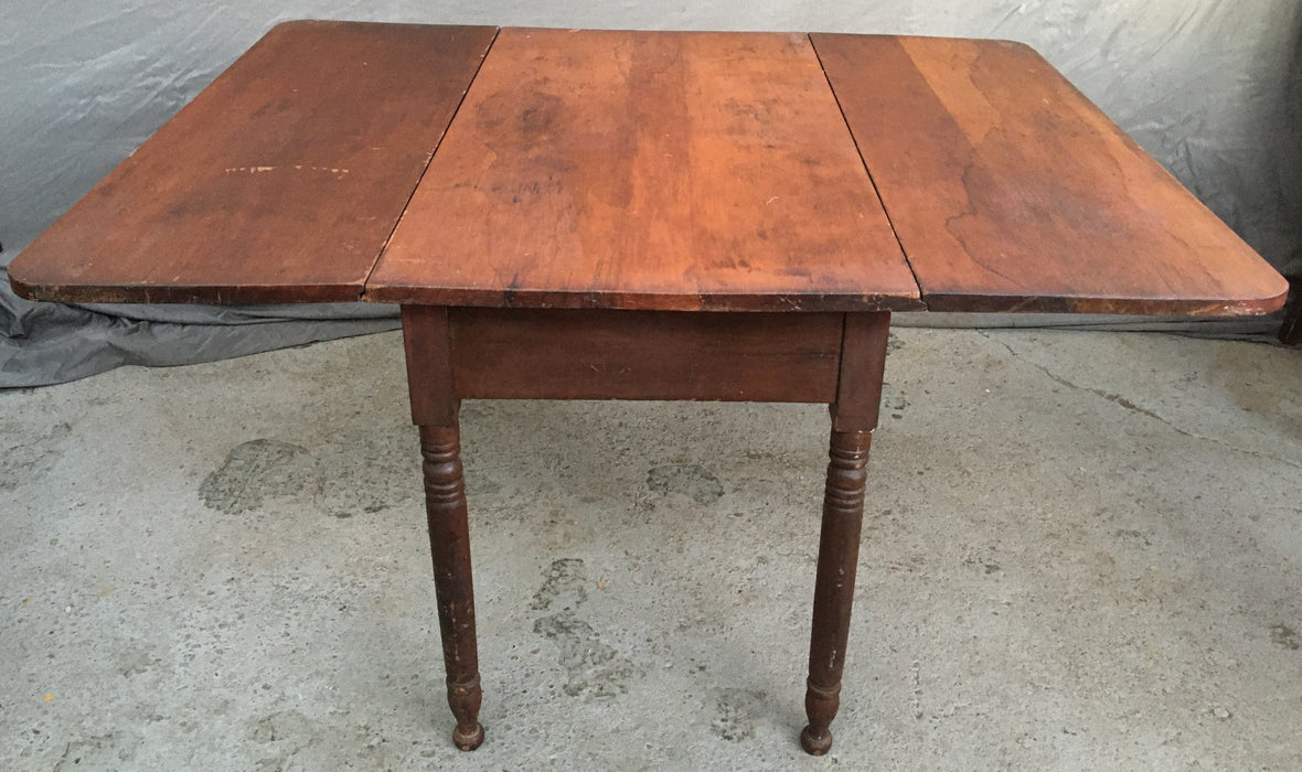 DROP LEAF TABLE WITH TURN LEGS