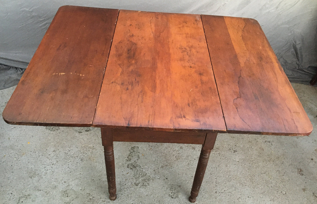 DROP LEAF TABLE WITH TURN LEGS