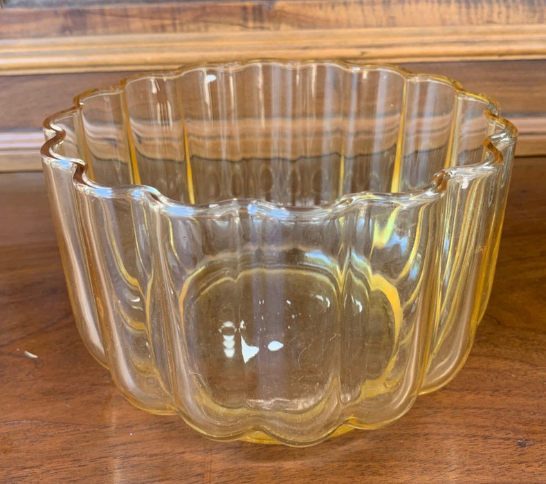 AS IS YELLOW CLASS TULIP SHAPED BOWL