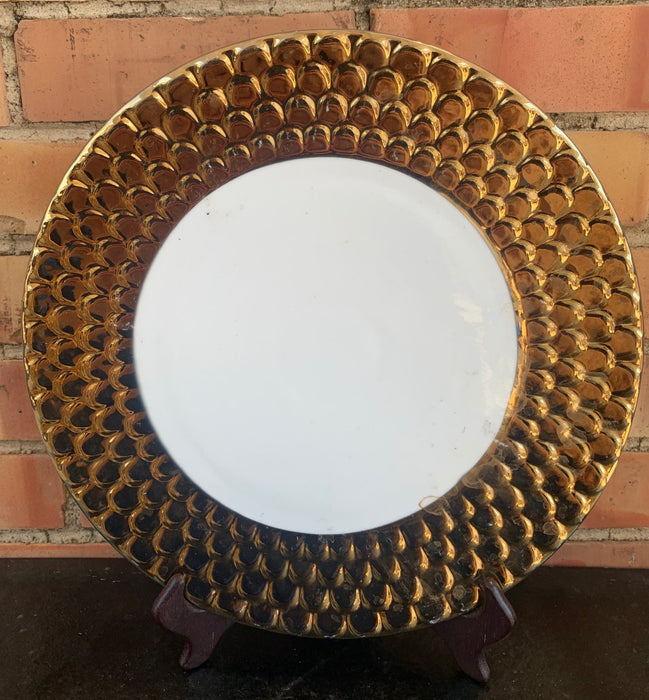 IMBRICATED GOLD RIMMED LARGE CHARGER - NOT OLD