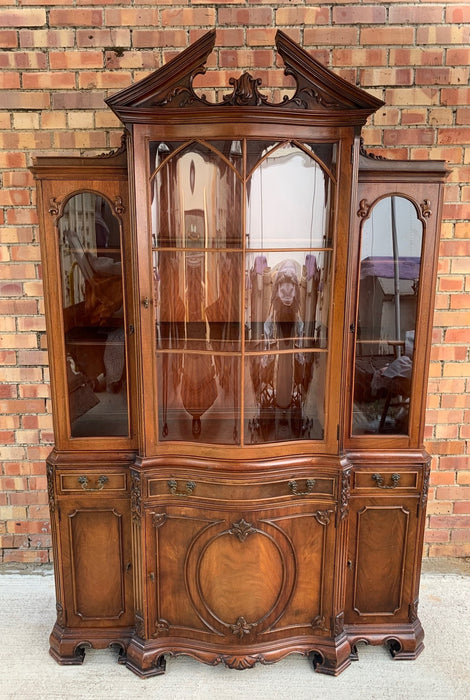 FEDERAL STYLE CHINA CUPBOARD
