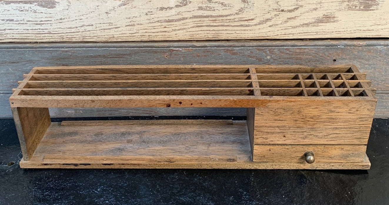 JAPANESE MAHOGANY PLATE RACK