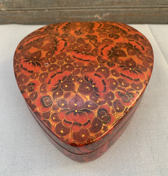 INDIAN RED AND GOLD LEAF HEART SHAPED BOX