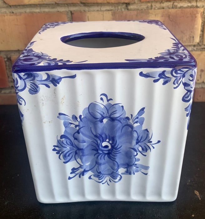 BLUE AND WHITE HAND PAINTED TISSUE BOX COVER