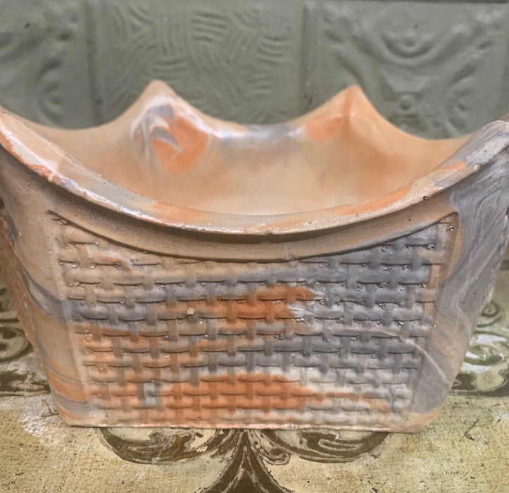 SWIRLY COMANCHE POTTERY CROWN SHAPED BOWL