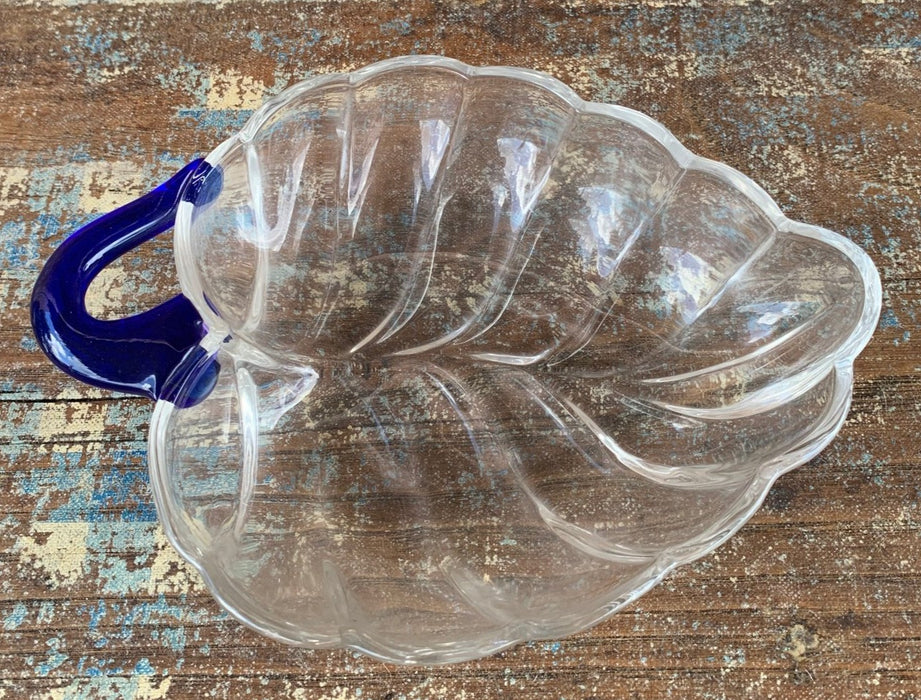 CLEAR LEAF DISH WITH COBALT HANDLE