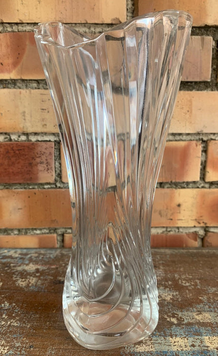 MODERN TWIST DESIGN CLEAR GLASS VASE